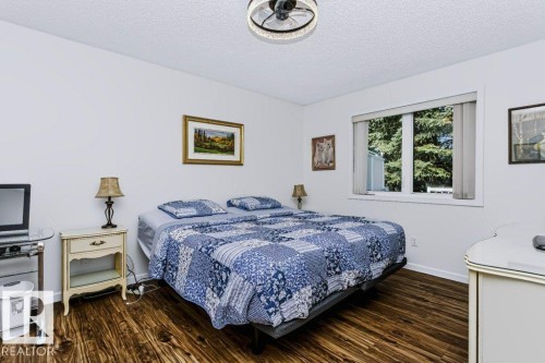 #18 9420 172 St Nw, Edmonton, AB - Indoor Photo Showing Bedroom