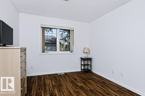 #18 9420 172 St Nw, Edmonton, AB - Indoor Photo Showing Other Room