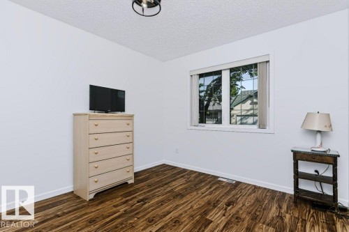 #18 9420 172 St Nw, Edmonton, AB - Indoor