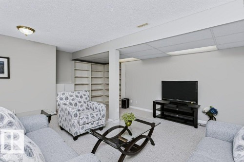 #18 9420 172 St Nw, Edmonton, AB - Indoor