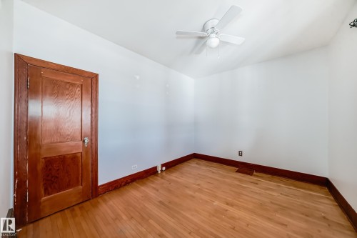 449 Jennifer Heil Way, Spruce Grove, AB - Indoor Photo Showing Other Room