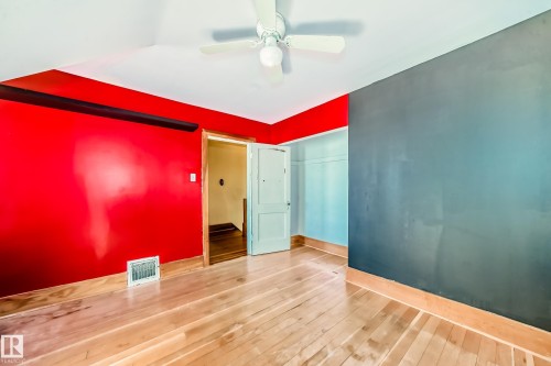 449 Jennifer Heil Way, Spruce Grove, AB - Indoor Photo Showing Other Room