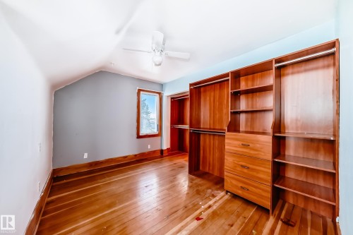 449 Jennifer Heil Way, Spruce Grove, AB - Indoor Photo Showing Other Room