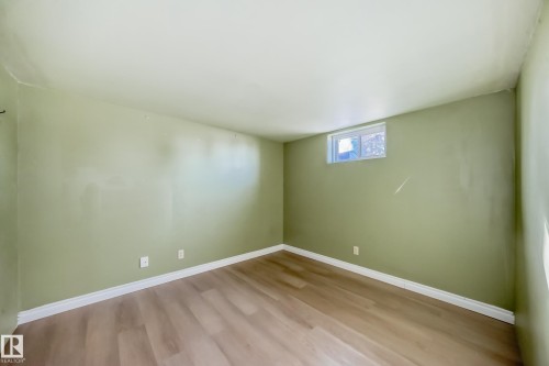 449 Jennifer Heil Way, Spruce Grove, AB - Indoor Photo Showing Other Room