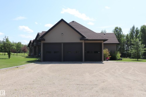 6663 15 Ave, Edson, AB - Outdoor