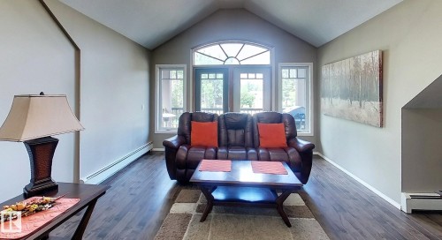 6663 15 Ave, Edson, AB - Indoor
