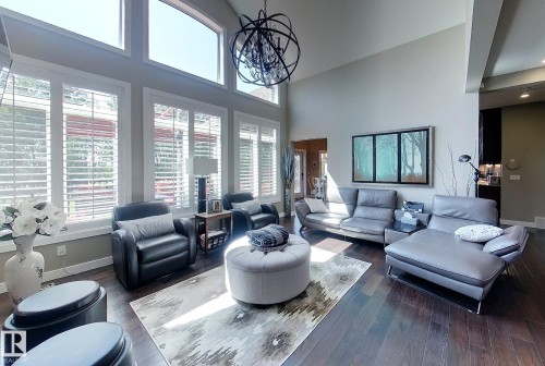 6663 15 Ave, Edson, AB - Indoor Photo Showing Living Room