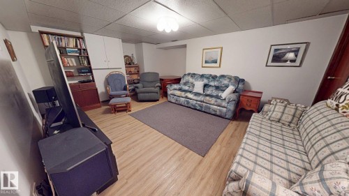 109 Ironwood Place Nw, Edmonton, AB - Indoor