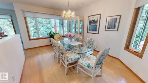 109 Ironwood Place Nw, Edmonton, AB - Indoor Photo Showing Dining Room