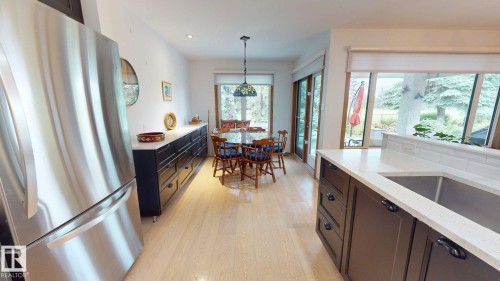 109 Ironwood Place Nw, Edmonton, AB - Indoor
