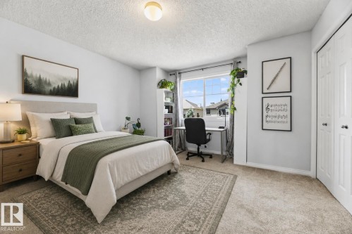 #6 12104 16 Av Sw, Edmonton, AB - Indoor Photo Showing Bedroom