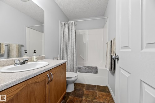 #6 12104 16 Av Sw, Edmonton, AB - Indoor Photo Showing Bathroom