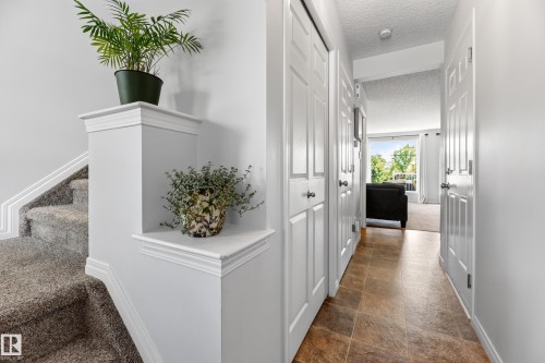 #6 12104 16 Av Sw, Edmonton, AB - Indoor Photo Showing Other Room