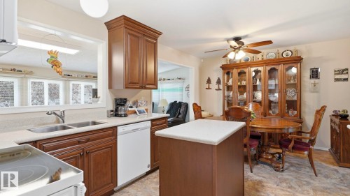 4515 41A Avenue, Leduc, AB - Indoor Photo Showing Kitchen With Double Sink