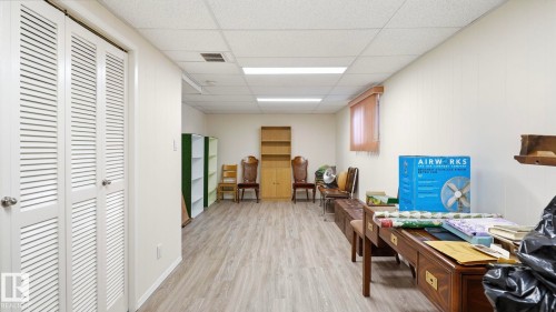 4515 41A Avenue, Leduc, AB - Indoor