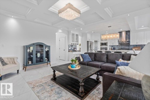 1242 Starling Drive Nw, Edmonton, AB - Indoor Photo Showing Living Room