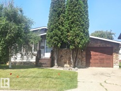 5306 18A Avenue NW  Edmonton, AB T6L 1J8
