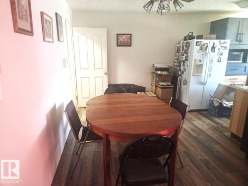 5306 18A Avenue Nw, Edmonton, AB - Indoor Photo Showing Dining Room