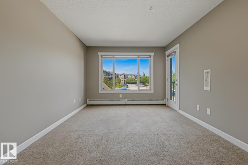 #202 3715 Whitelaw Ln Nw, Edmonton, AB - Indoor Photo Showing Other Room