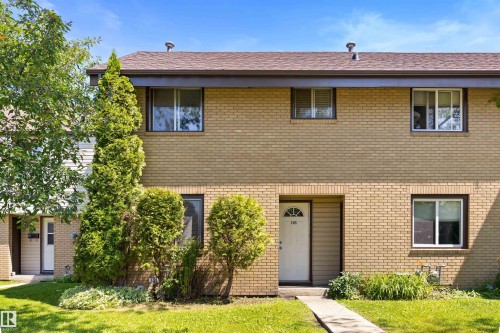 105 GRANDIN Village   St. Albert, AB T8N 1R9