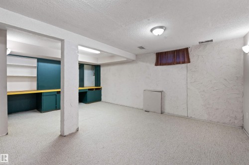 105 Grandin Village, St. Albert, AB - Indoor