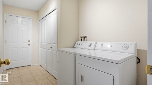 #31 8 Dechene Rd Nw, Edmonton, AB - Indoor Photo Showing Laundry Room