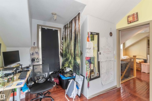 10207 88 Street Nw, Edmonton, AB - Indoor Photo Showing Office