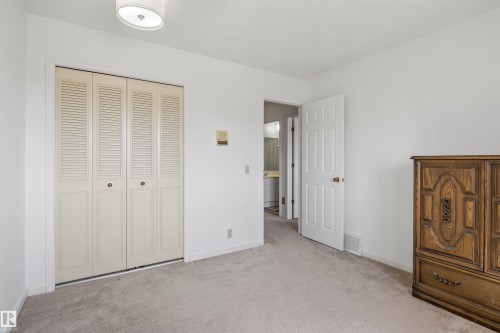 318 Grand Meadow Crescent Nw, Edmonton, AB - Indoor