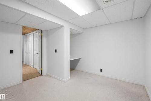 318 Grand Meadow Crescent Nw, Edmonton, AB - Indoor