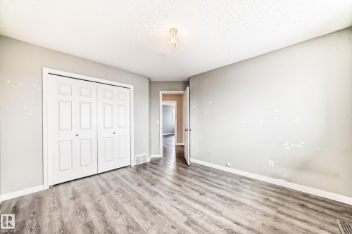 784 Blackburn Place Sw, Edmonton, AB - Indoor Photo Showing Other Room