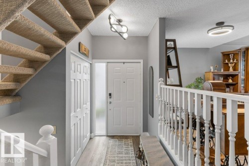 7 Whiteoaks Estates, St. Albert, AB - Indoor Photo Showing Other Room