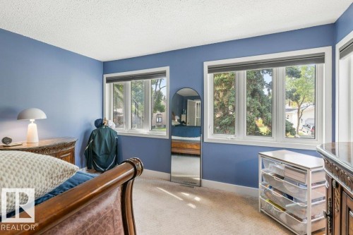 7 Whiteoaks Estates, St. Albert, AB - Indoor