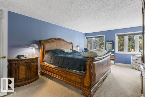 7 Whiteoaks Estates, St. Albert, AB - Indoor Photo Showing Bedroom
