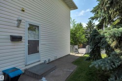 2218 38 Street NW Edmonton, AB T6L 4C3