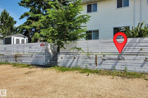 2218 38 Street Nw, Edmonton, AB - Outdoor