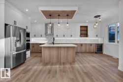 1115 GYRFALCON Crescent NW  Edmonton, AB T5S 0S1