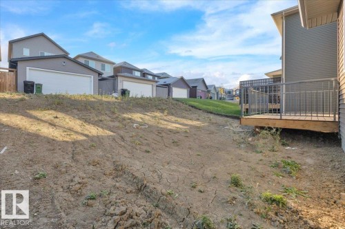 1115 Gyrfalcon Crescent Nw, Edmonton, AB - Outdoor