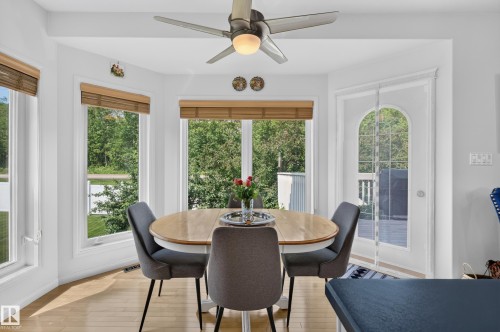 905 26 Street, Cold Lake, AB - Indoor Photo Showing Dining Room