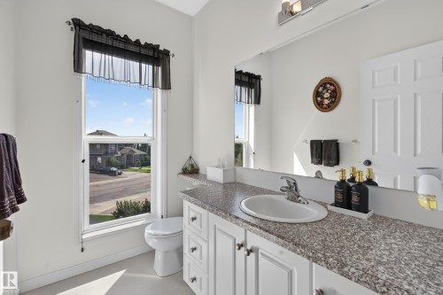 905 26 Street, Cold Lake, AB - Indoor Photo Showing Bathroom