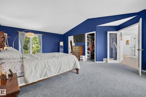 905 26 Street, Cold Lake, AB - Indoor Photo Showing Bedroom