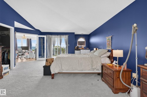905 26 Street, Cold Lake, AB - Indoor Photo Showing Bedroom