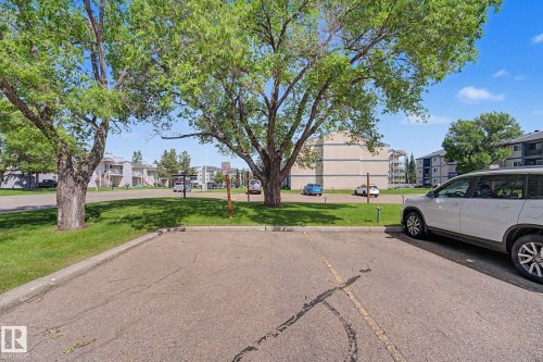 #101 7203 171 St Nw, Edmonton, AB - Outdoor