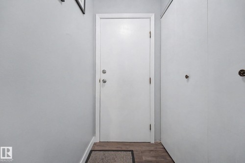 #101 7203 171 St Nw, Edmonton, AB - Indoor Photo Showing Other Room