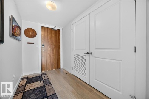 #605 9720 106 St Nw, Edmonton, AB - Indoor Photo Showing Other Room