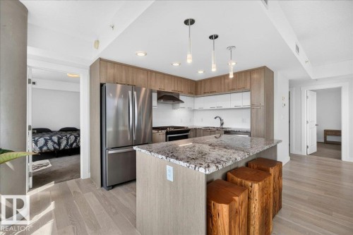 #605 9720 106 St Nw, Edmonton, AB - Indoor Photo Showing Kitchen With Upgraded Kitchen