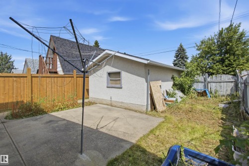11424 41 Avenue Nw, Edmonton, AB - Outdoor