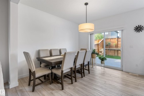 30 Riverhill Crescent, St. Albert, AB - Indoor Photo Showing Dining Room
