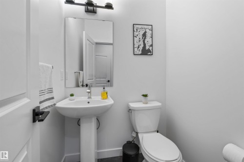 30 Riverhill Crescent, St. Albert, AB - Indoor Photo Showing Bathroom