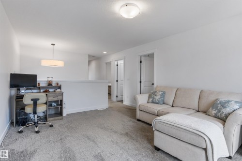 30 Riverhill Crescent, St. Albert, AB - Indoor Photo Showing Living Room