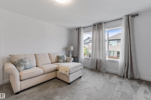 30 Riverhill Crescent, St. Albert, AB - Indoor Photo Showing Living Room